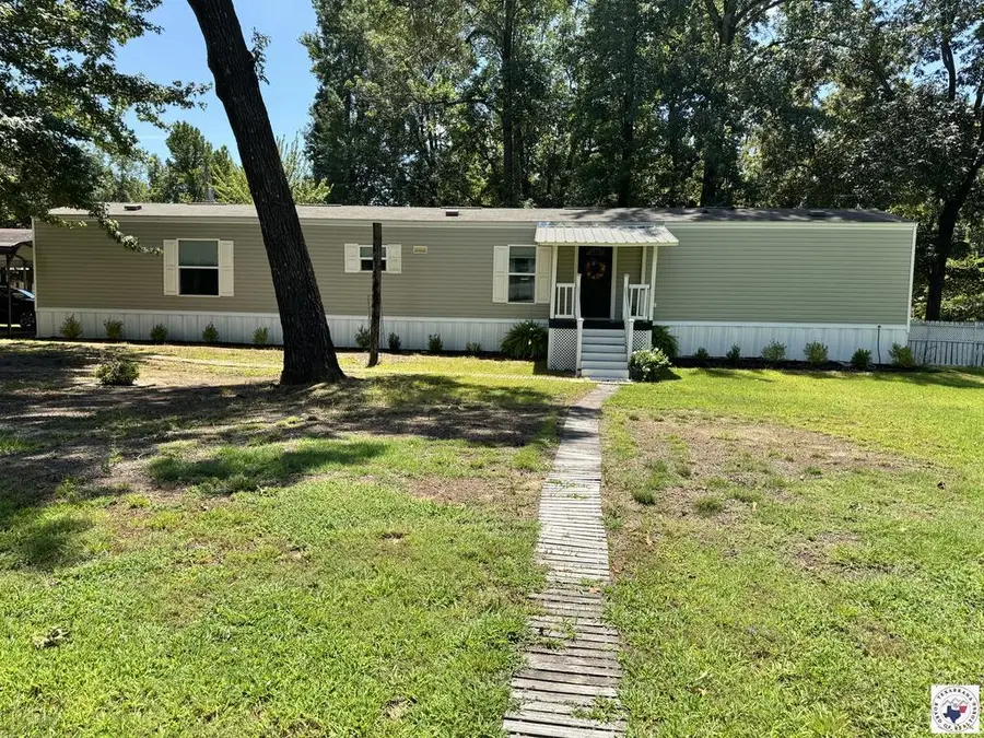 116 E Ave G, Hooks, TX 75561 - #2