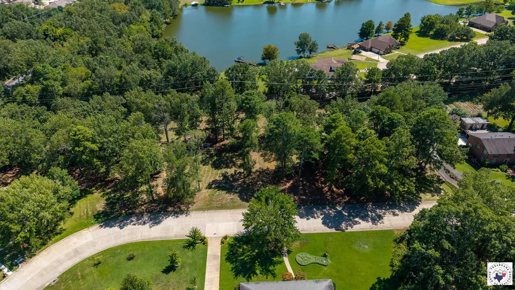 303 Forest Lake Dr., Texarkana, TX 75503 - #1