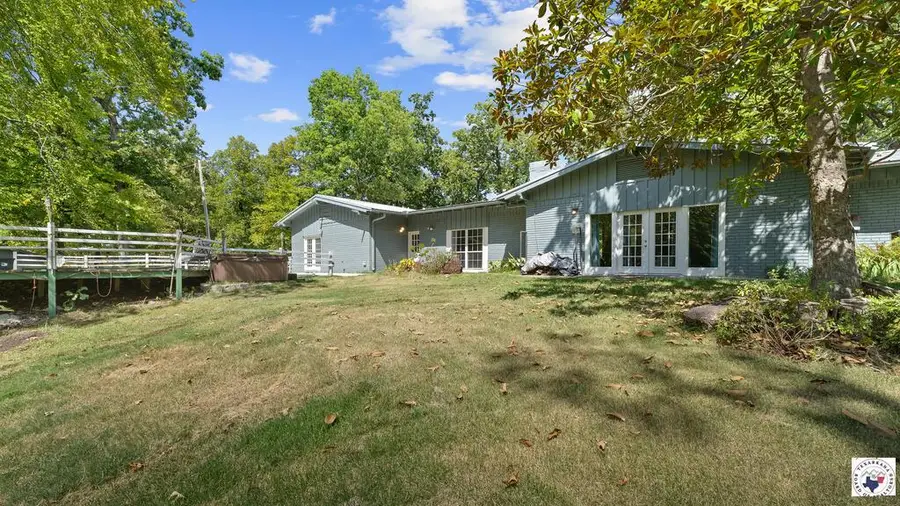 323 Cherokee Trail, Texarkana, AR 71854 - #2