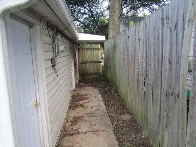 4202 Main Street, Texarkana, TX 75503 - #3