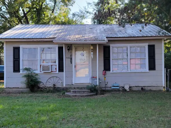 516 N Elm, New Boston, TX 75570