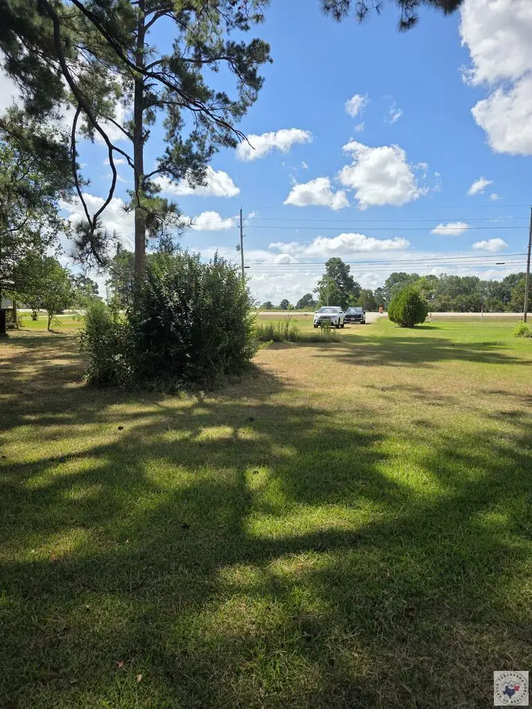 1115 E Front, De Kalb, TX 75559 - #2