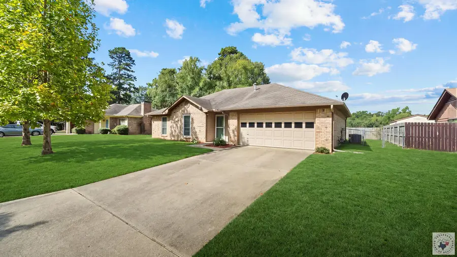 2 Autumn Cir., Texarkana, TX 75501 - #3