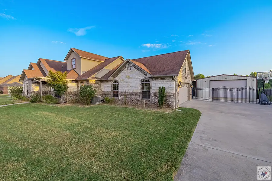 2604 Holly Dr, Texarkana, TX 75501 - #2