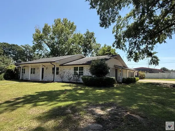 1211 Lavaca, Texarkana, TX 75503
