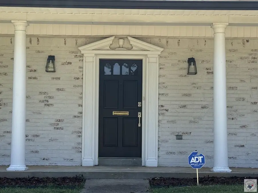 1211 Lavaca, Texarkana, TX 75503 - #2