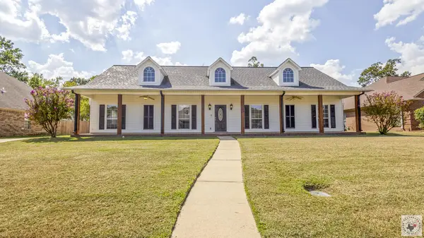5909 Cathedral Dr, Texarkana, AR 71854