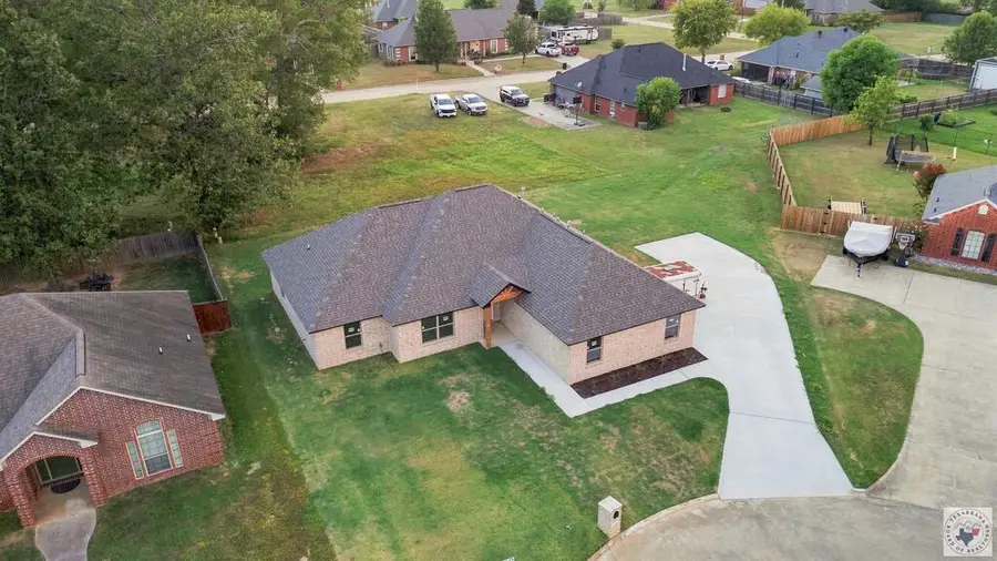 15 Pecos, Wake Village, TX 75501 - #2