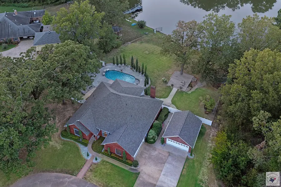 304 Forest Lake Dr, Texarkana, TX 75503 - #2