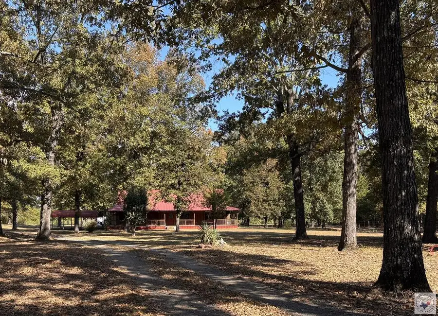 427 County Road 2201, Hooks, TX 75561 - #3