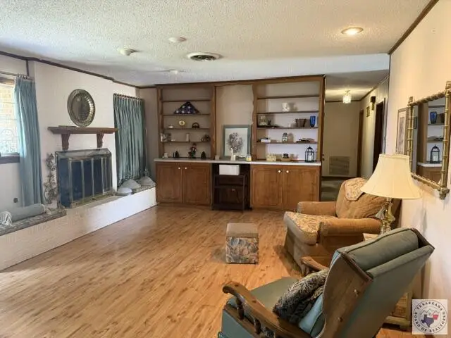923 Japonica Drive, Wake Village, TX 75501 - #2