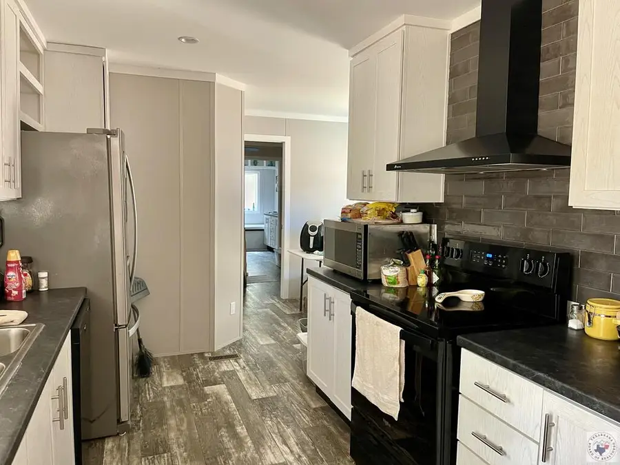 1004 May Dr., Queen City, TX 75572 - #2