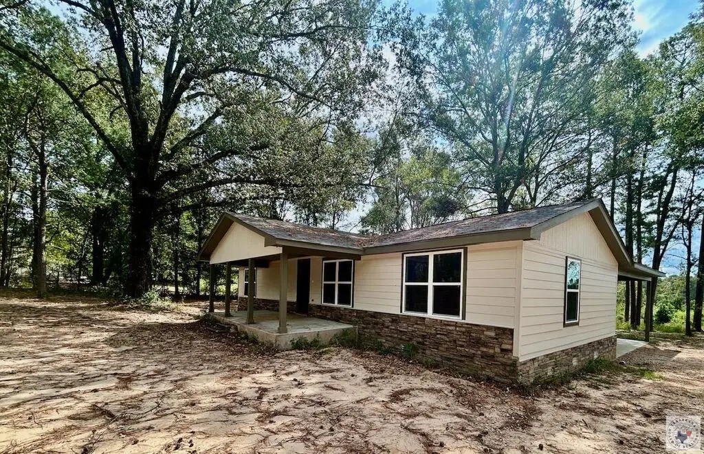 229 West St, Douglassville, TX 75560 - #1