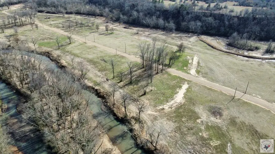 6 Harris Drive, Nashville, AR 71852 - #3