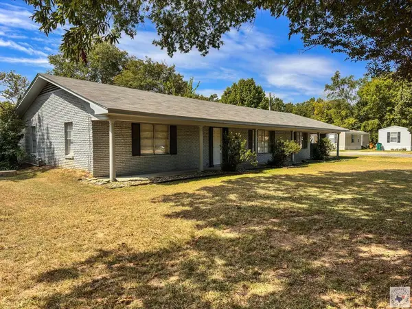 136 W New Boston Rd, Nash, TX 75569