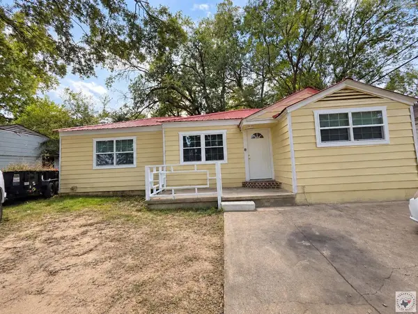 912 Guam, Wake Village, TX 75501