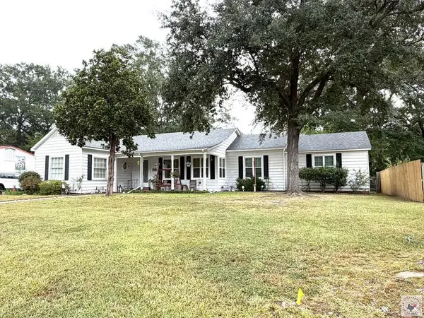 106 Pine, Atlanta, TX 75551