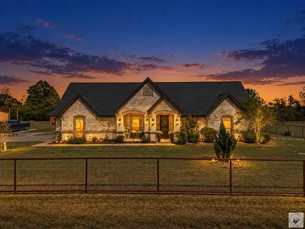 6123 Fm 1701, Avery, TX 75554