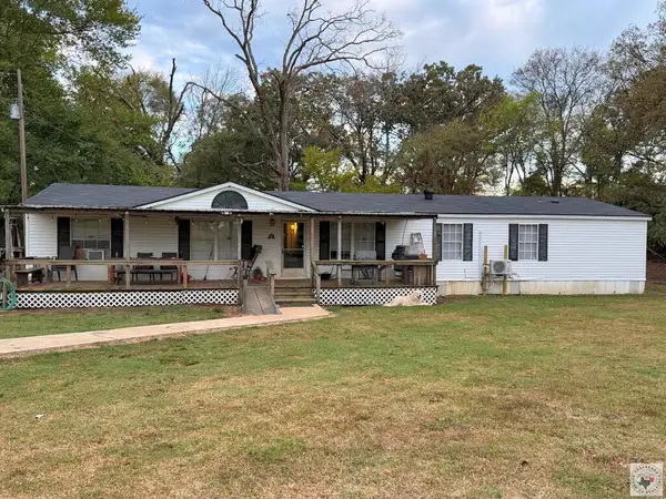264 County Road 4250, Mt Pleasant, TX 75455
