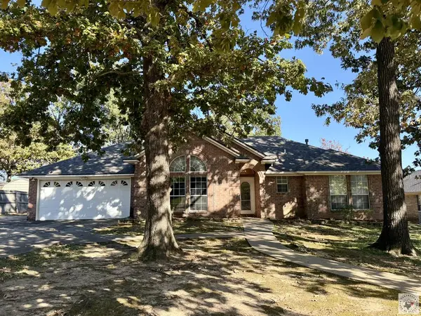 5906 Oak Hollow, Texarkana, AR 71854