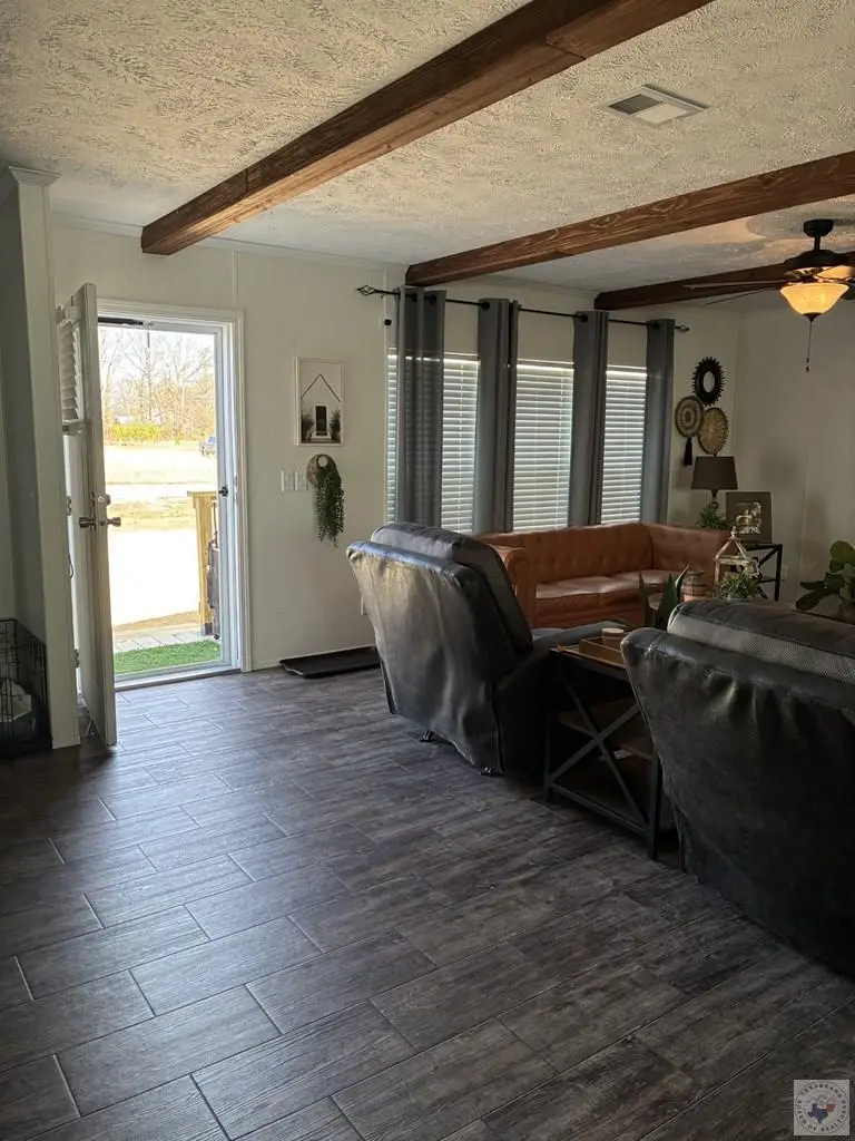 55 Barkman Bend Rd, Hooks, TX 75561 - #2