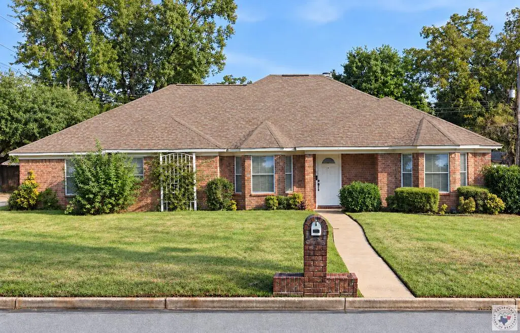 1301 E. 29th St., Texarkana, AR 71584 - #1