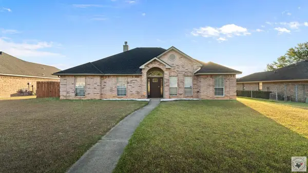 54 Fernwood Dr, Texarkana, TX 75503