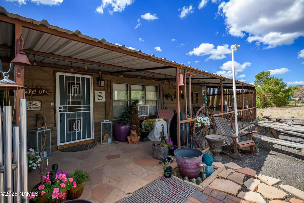 155 W Ludlam Lane, Ash Fork, AZ 86320 - Image #1