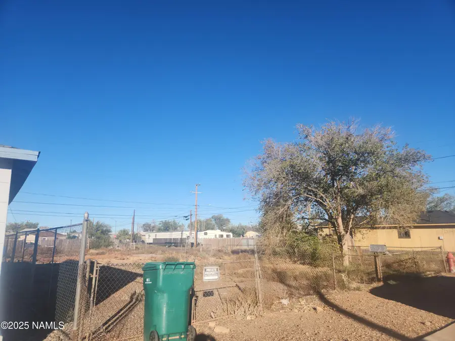 415 S Edwin Avenue, Winslow, AZ 86047 - Image #3