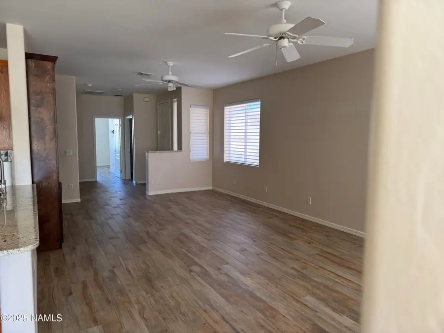 521 W Knotwood Street, Green Valley, AZ 85614 - Image #2