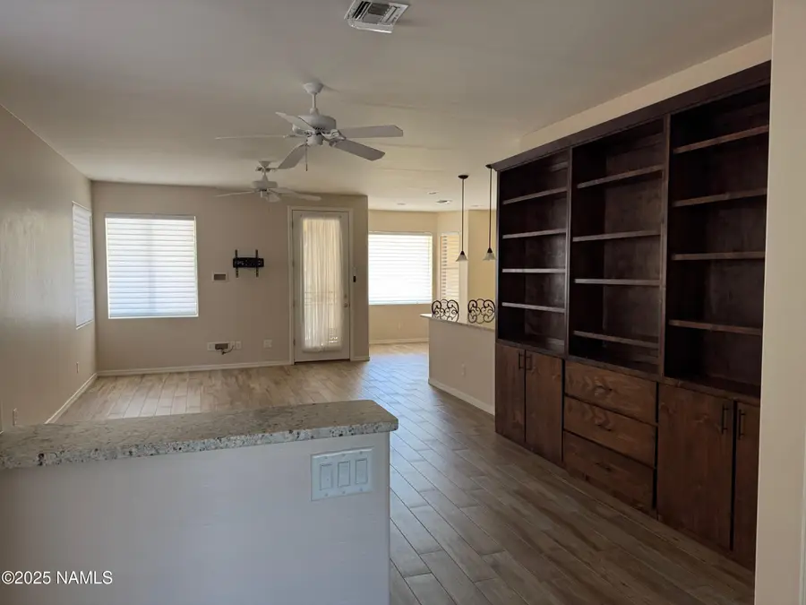 521 W Knotwood Street, Green Valley, AZ 85614 - Image #3