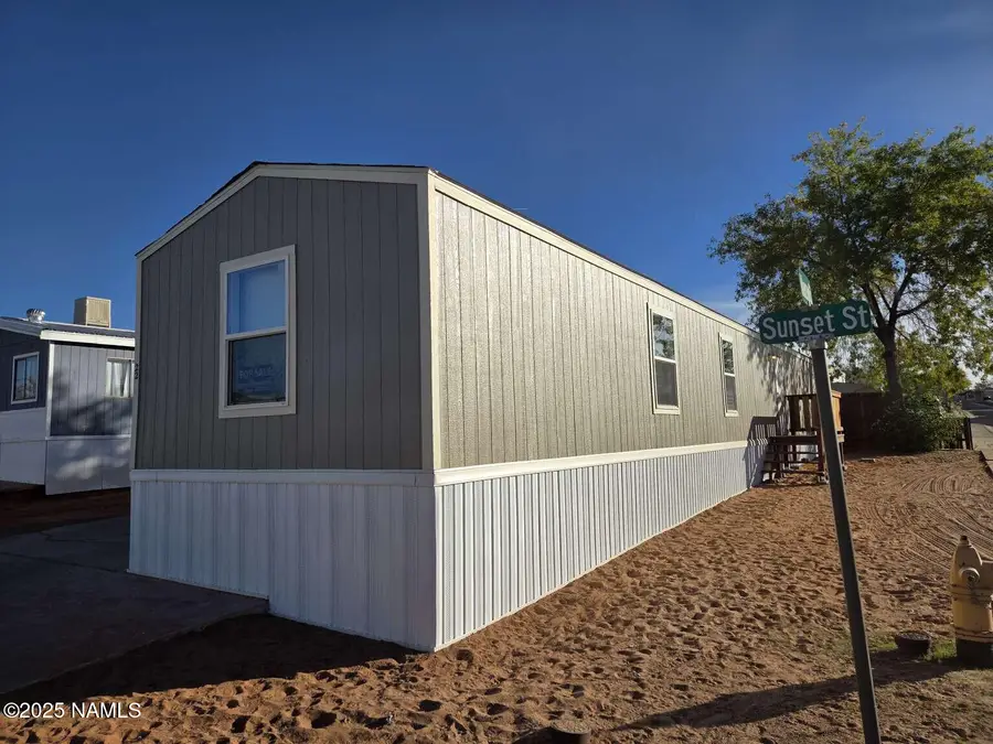 22 Sunset Street, Page, AZ 86040 - Image #2