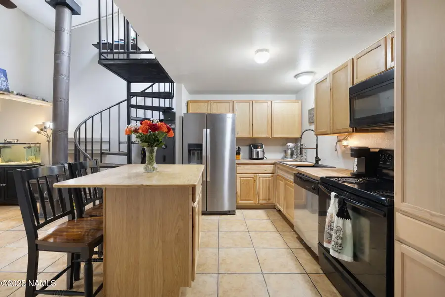 6401 N Saint Nicholas Circle, Flagstaff, AZ 86004 - Image #3