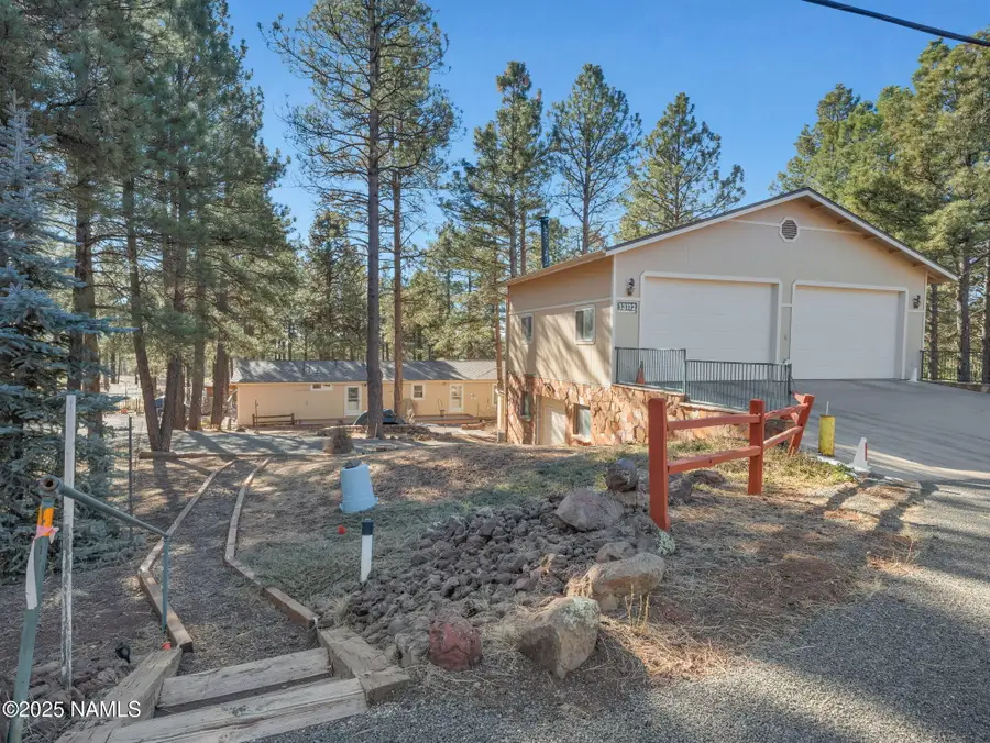13112 E Fallow Deer Road, Parks, AZ 86018 - Image #2