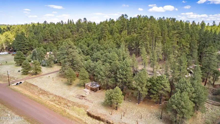 3753 Happy Trails Drive, Flagstaff, AZ 86005 - Image #2