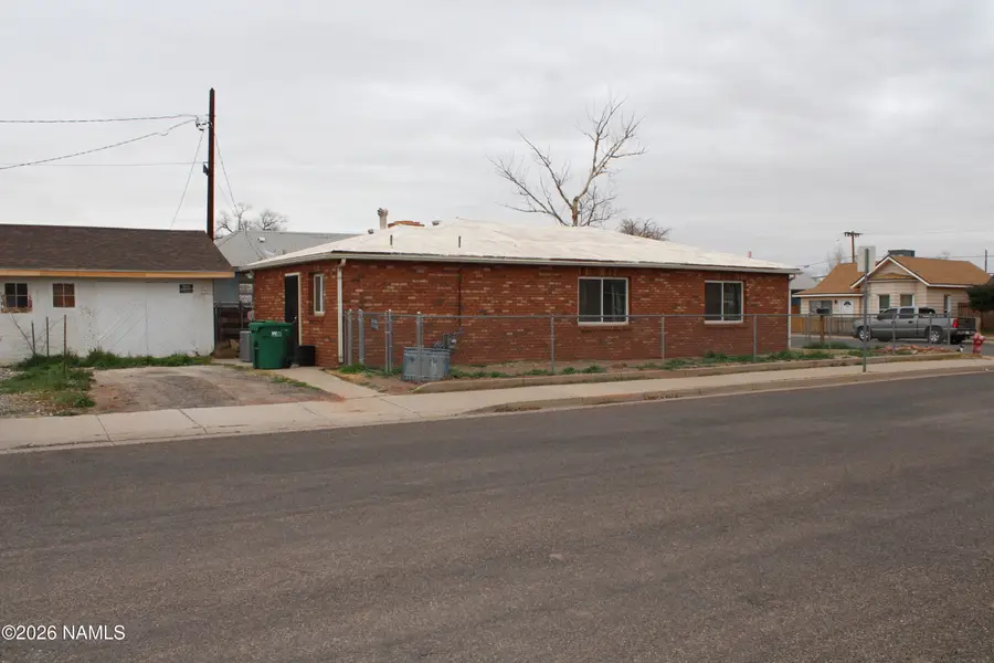 401 N Kinsley Avenue, Winslow, AZ 86047 - Image #2