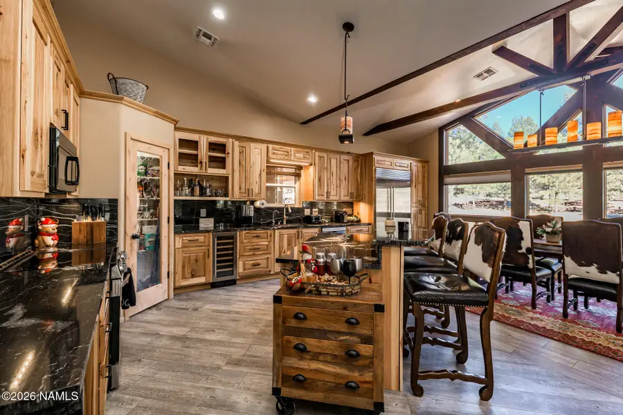 7042 E Robin Hood Road, Williams, AZ 86046 - Image #2