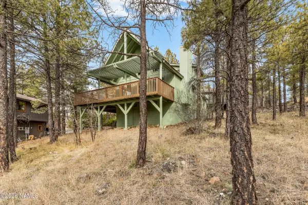 35 W Campfire Trail, Munds Park, AZ 86017