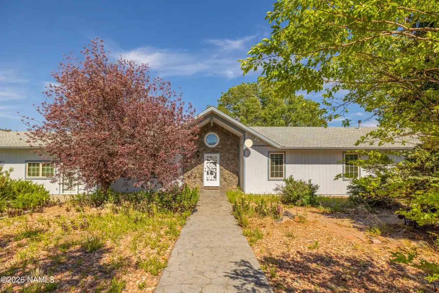 8155 Stardust Trail, Flagstaff, AZ 86004 - Image #2