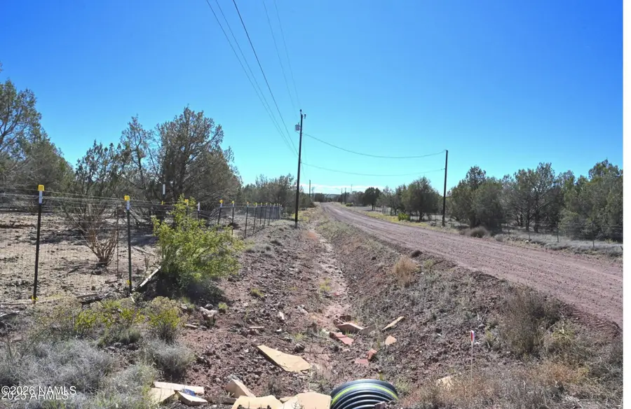 2445 N Luana Drive, Williams, AZ 86046 - Image #2