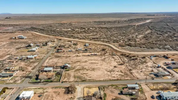 1140 French Road, Winslow, AZ 86047