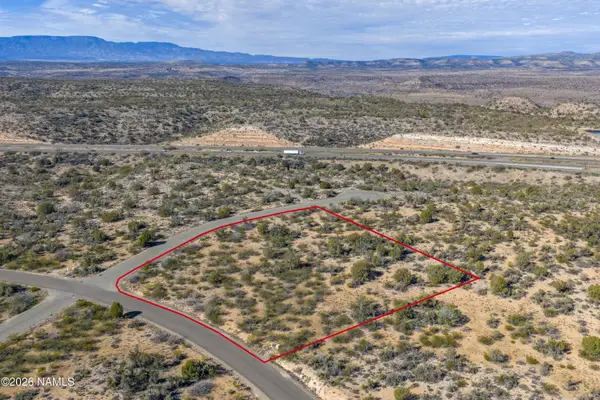 6679 N Canyon Road, Rimrock, AZ 86335