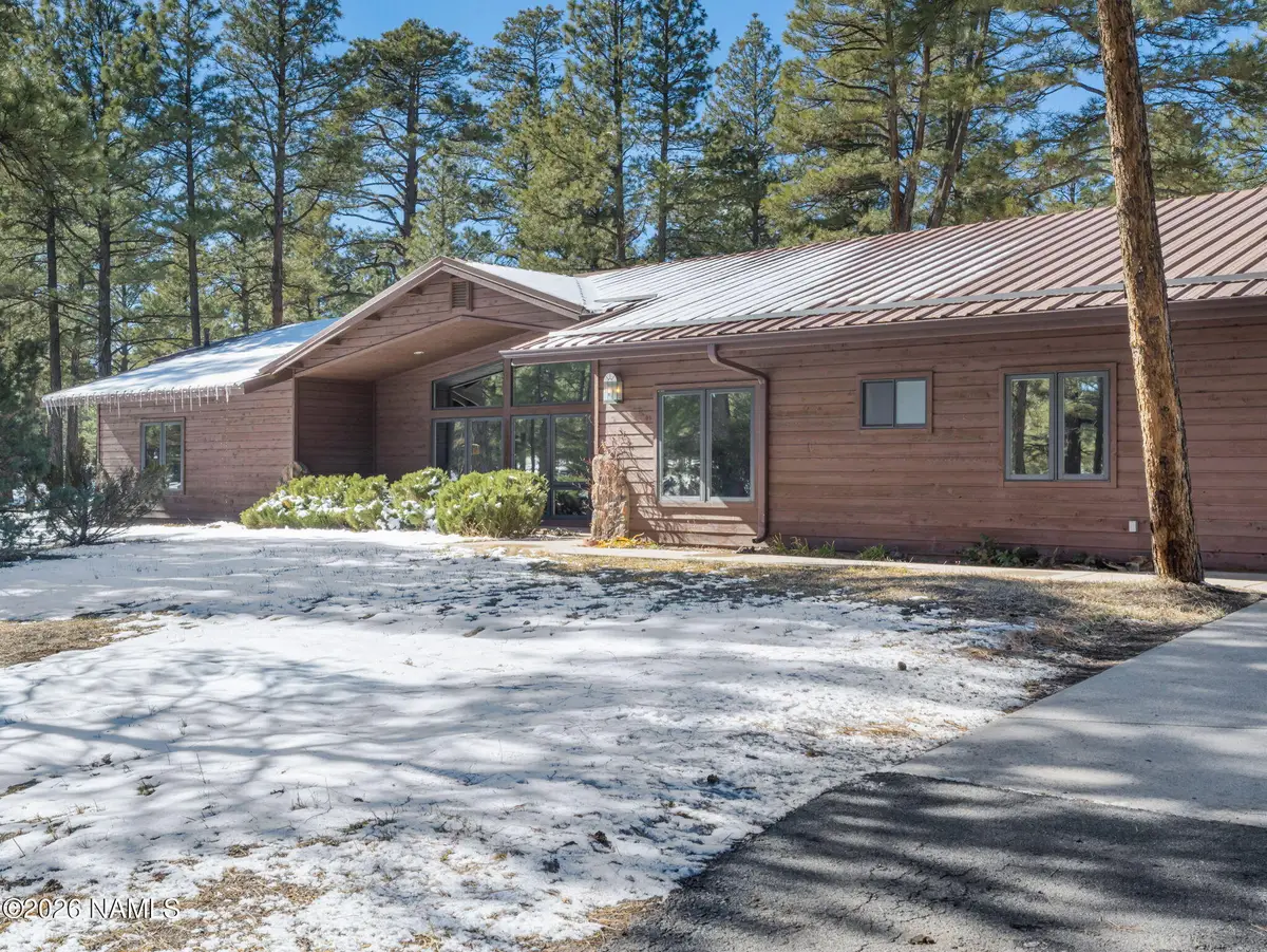 7950 Koch Field Road, Flagstaff, AZ 86004 - #1