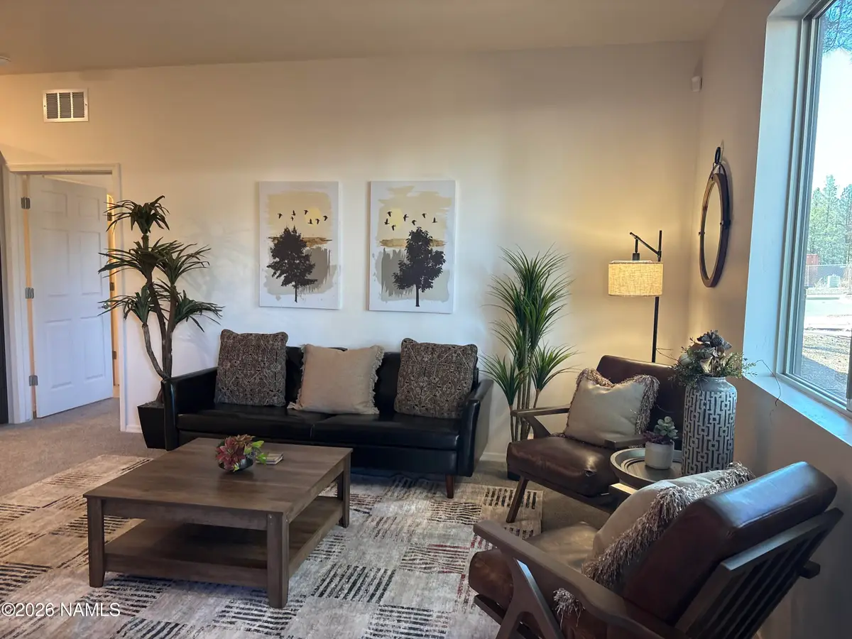 2950 W Presidio Drive, Flagstaff, AZ 86001 - #1