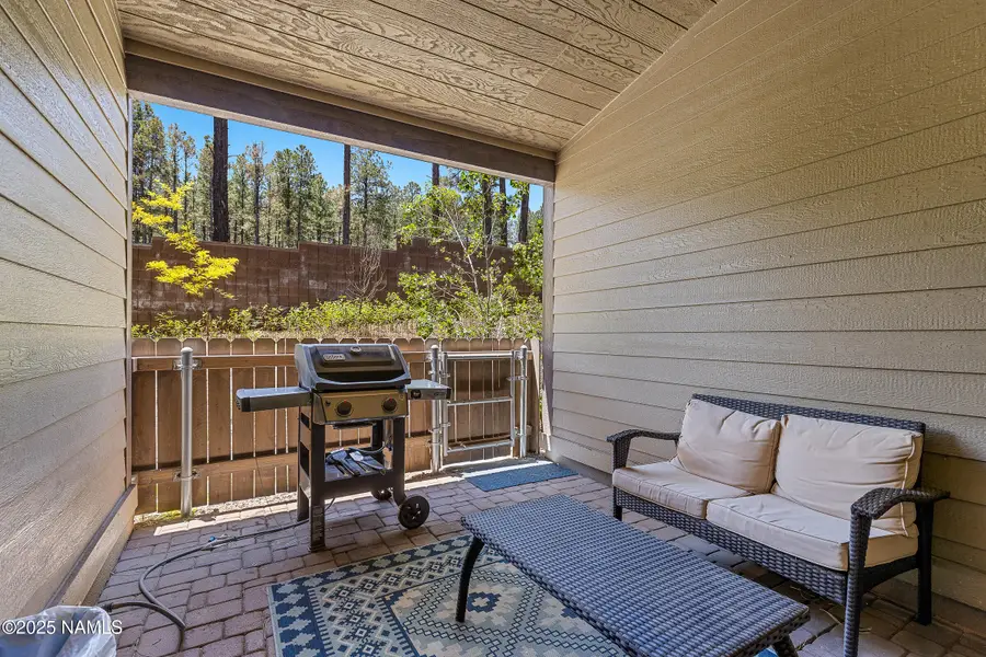 2477 W Mission Timber Circle, Flagstaff, AZ 86001 - #2