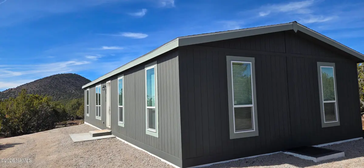 2185 E Spruce Street, Williams, AZ 86046 - #1