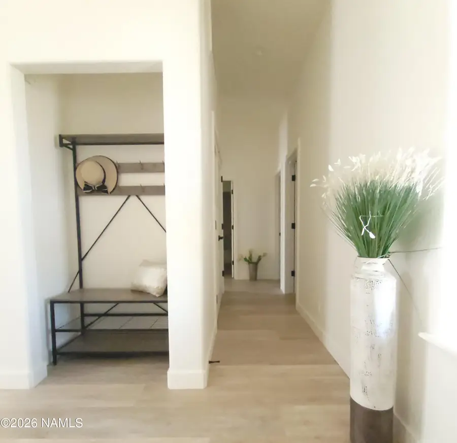 7335 Golden Eagle Drive, Flagstaff, AZ 86004 - #3