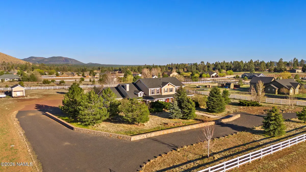 4775 Camino De Los Vientos, Flagstaff, AZ 86004 - #1