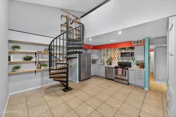 6401 N Saint Nicholas Circle, Flagstaff, AZ 86004