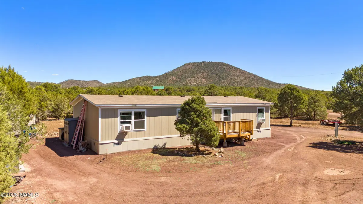 2029 E Arizona Street, Williams, AZ 86046 - #1